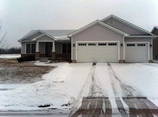 6116 Fillmore St, Davenport, IA 52806