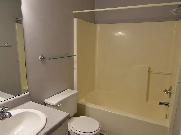 103 Tess Cir NE — Photo 14