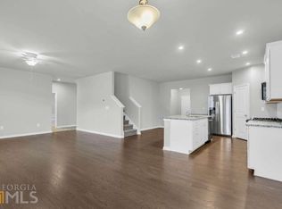 521 Mariposa Ln, McDonough, GA