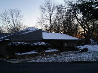 8681 Bridgetown Rd, Cleves, OH 45002