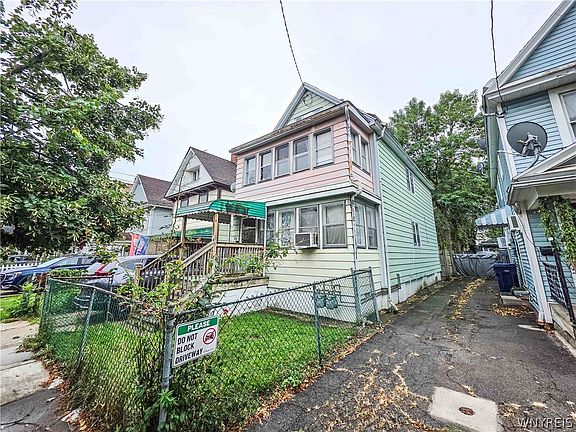 2nd image of 64 Reservation St