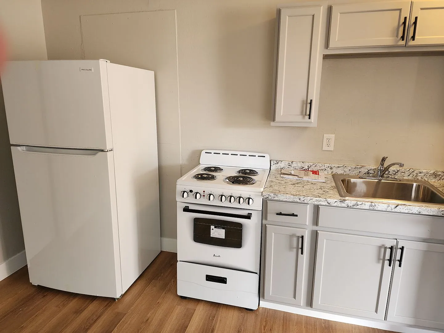 #1050-W Pierson St, LLC — Photo 2
