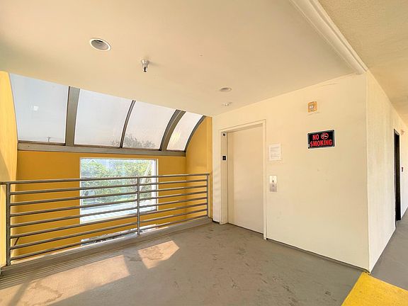4th image of 109 N 4th St Unit 208