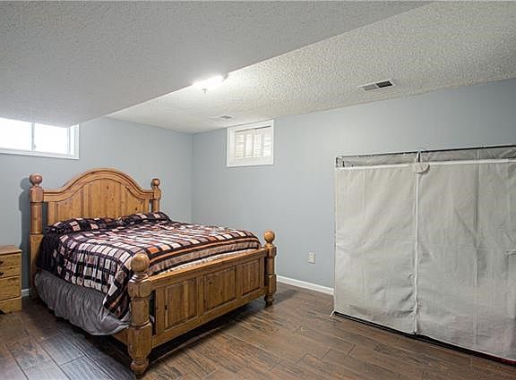 3rd image of 2843 N 47th Ter