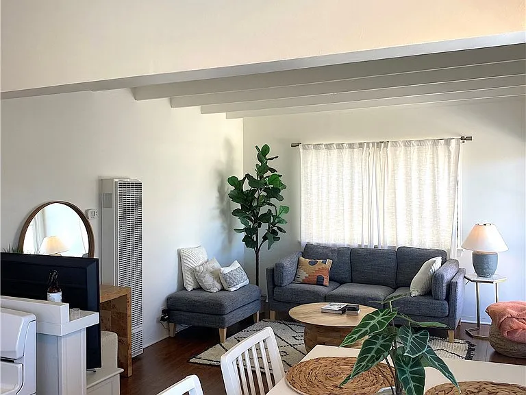 720 Narcissus Ave — Photo 14