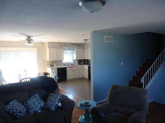 5th image of 4110 Preston Dr