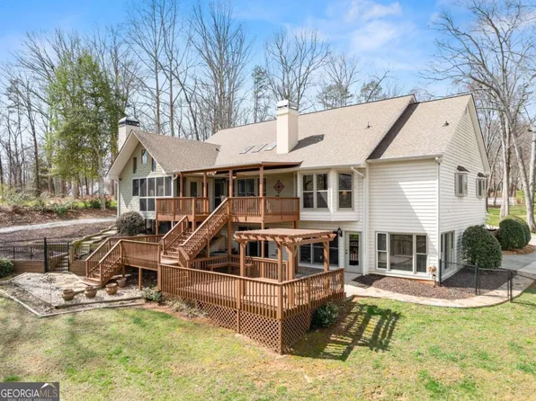 5825 Sweetbottom Ln, Clermont, GA 30527