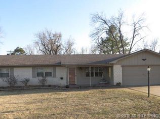 1122 W East St N, Jenks, OK 74037