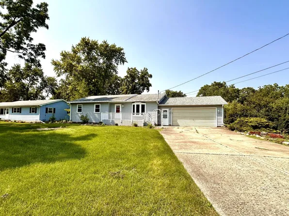 8510 12th PLACE, Kenosha, WI 53144