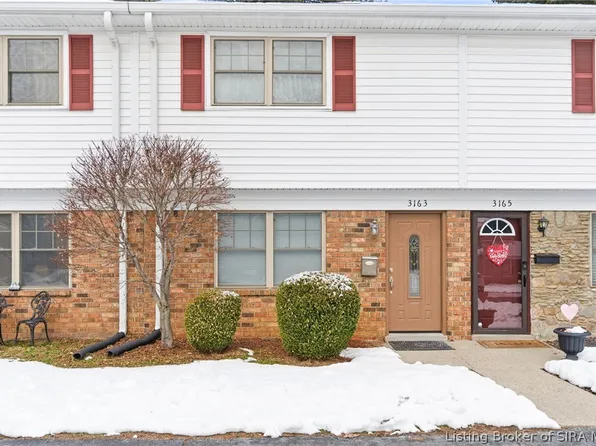 3163 Wooded Way, Jeffersonville, IN 47130