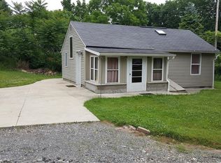 1030 Portage Line Rd, Akron, OH 44312