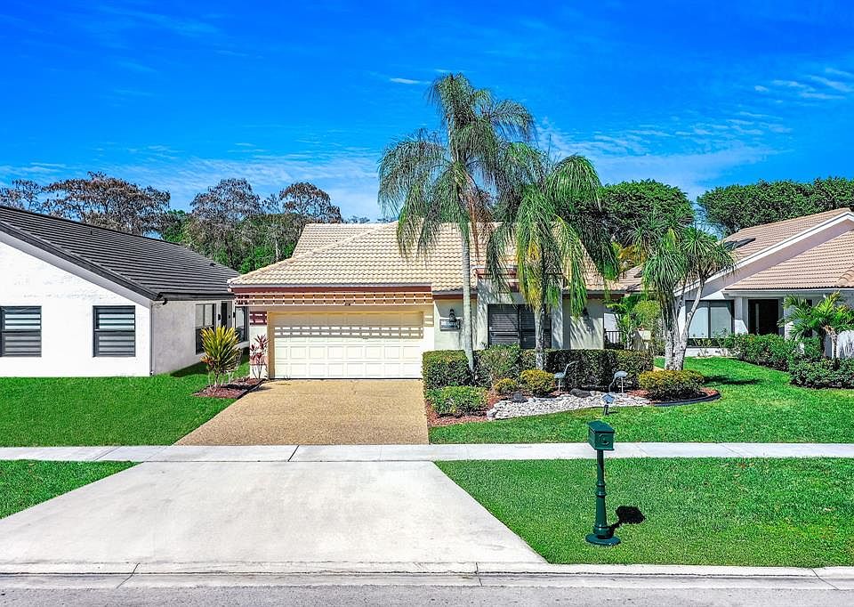 1st image of 11105 Highland Cir