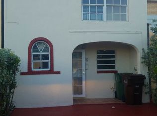 1851 W 68th St, Hialeah, FL 33014