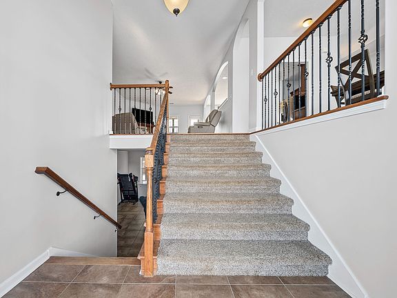 4th image of 1189 Chinook Cir