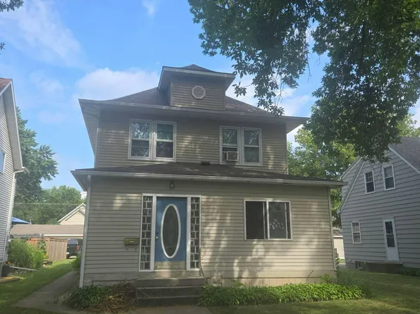 310 S 6th St, Montevideo, MN 56265