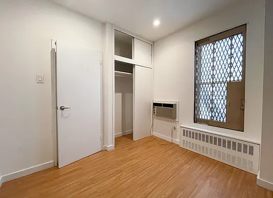 Rented by Kahen Properties | media 9