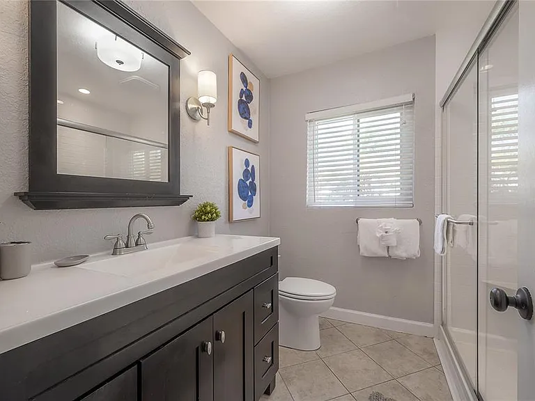2916 W Collins St — Photo 14