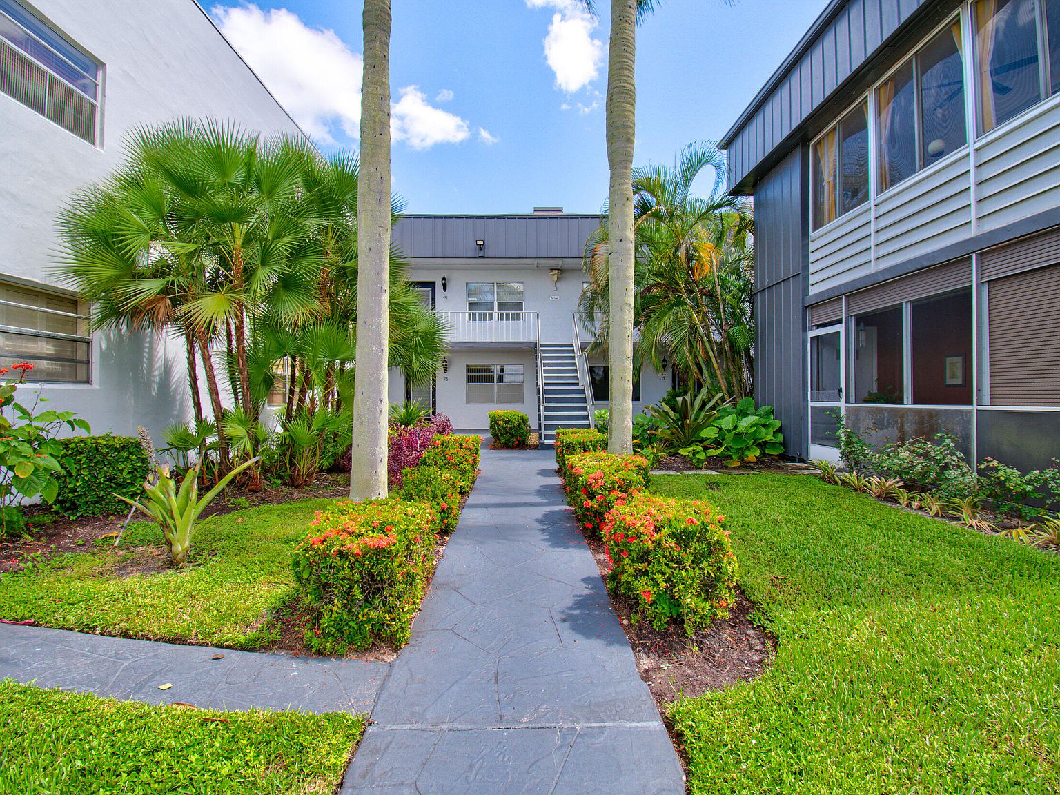 39 Normandy Ln #A, Delray Beach, FL 33484 | MLS #RX-10922012 | Zillow