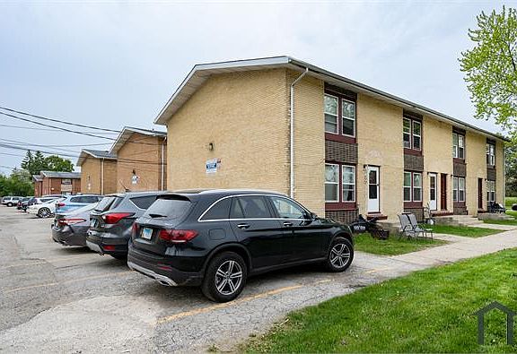 3rd image of 2843 Galilee Ave
