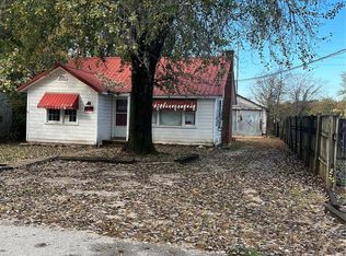 1122 Commerce St, Poplar Bluff, MO 63901