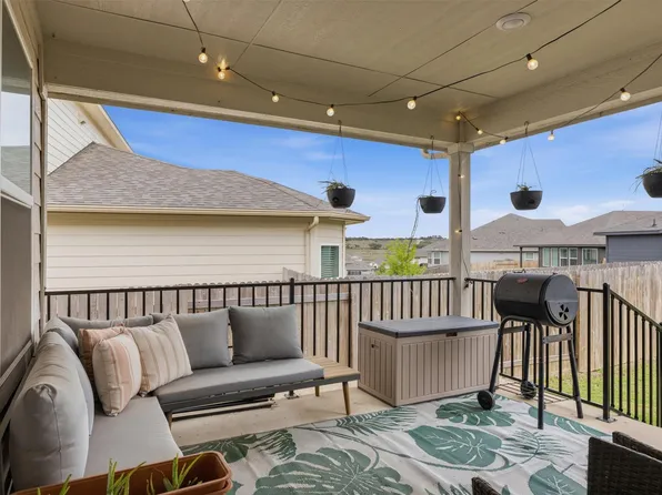 162 El Capitan Loop, Dripping Springs, TX 78620