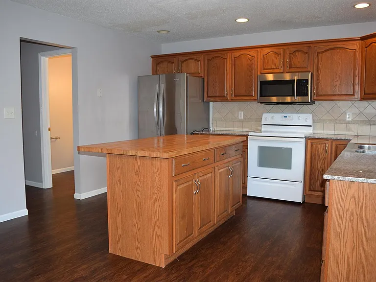 131 Hickory Valley Rd — Photo 12