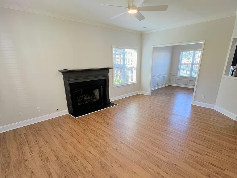106 Turtle Pointe Dr — Photo 3