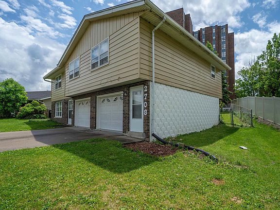 4th image of 2706 W Millbrook Ct