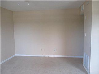 4th image of 515 Hayes Ave APT 18