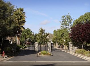 8454 Cobble Creek Ln, Orangevale, CA 95662