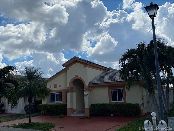 2nd image of 8740 NW 142nd St