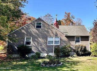 1900 North Rd, Amsterdam, NY 12010