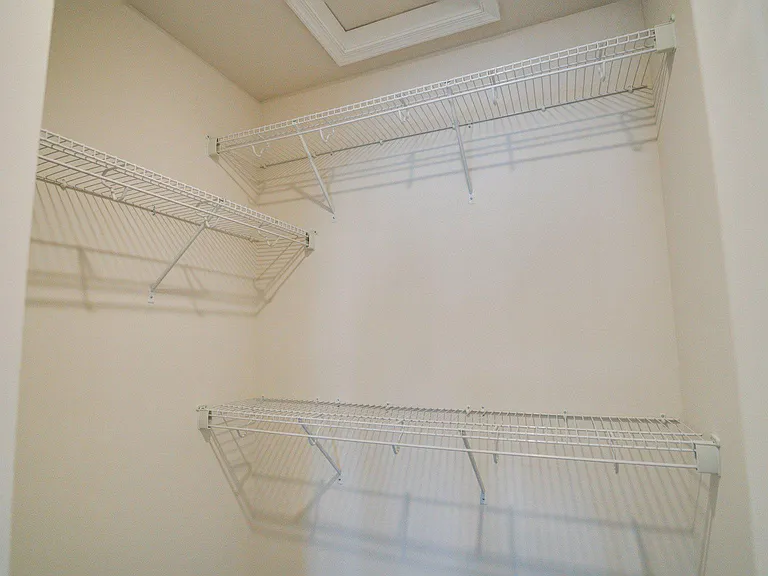 1350 Red Clover Ln — Photo 24