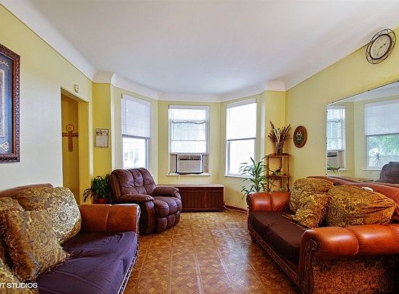 2nd image of 2420 N Campbell Ave
