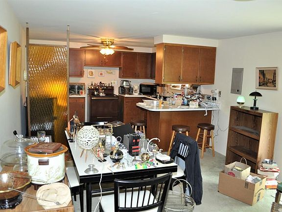 5th image of 3566 Paris Blvd