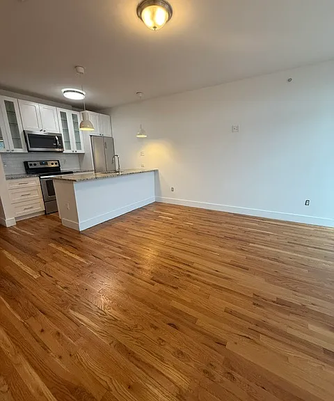 6229 Germantown Ave #3 — Photo 1