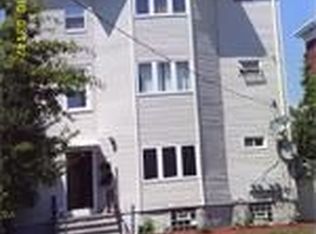 42 Peckham St, Fall River, MA 02724
