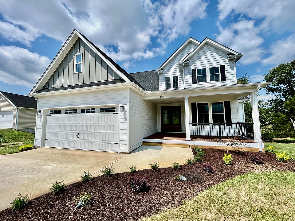 1st image of 225 Vista Links Dr
