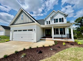 225 Vista Links Dr, Buena Vista, VA 24416