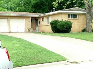 6829 Pecan Park Dr, Richland Hills, TX 76118