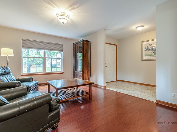 5th image of 270 W Winding Trail Cir