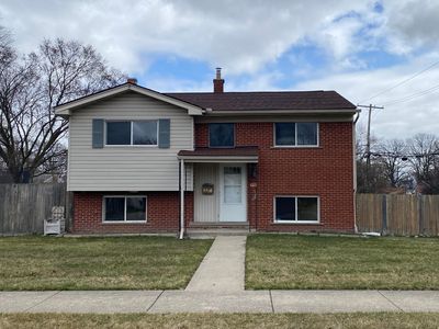 8129 Clippert St, Taylor, MI, 48180
