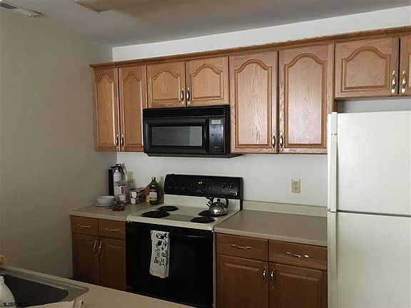 2nd image of 63 Driftwood Ct #347