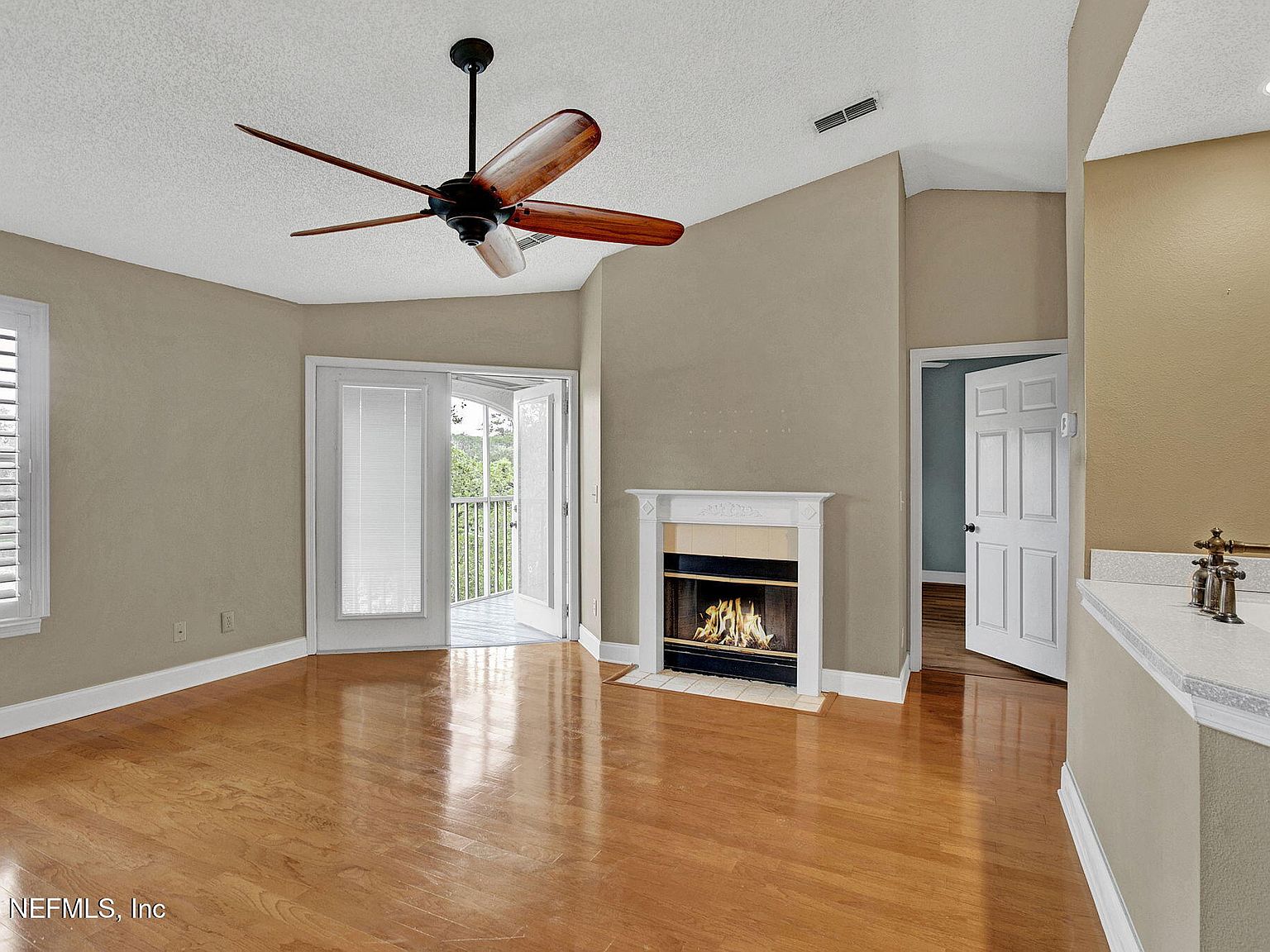 200 IRONWOOD Drive #234