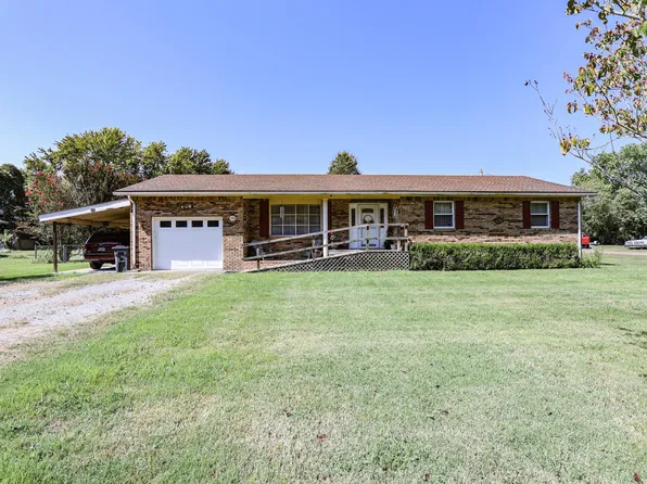 530 Faye Dr, Ledbetter, KY 42058