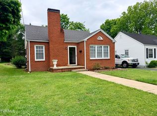 408 W F St, Elizabethton, TN 37643