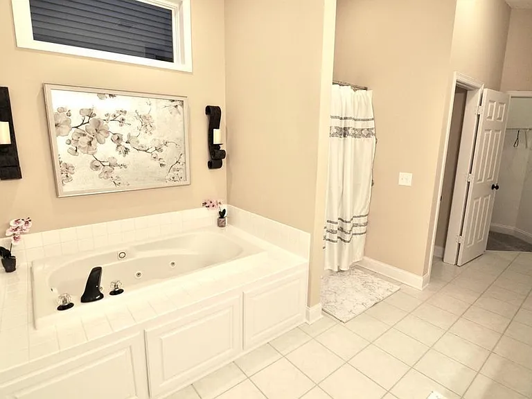 10413 Spyglass Dr — Photo 25