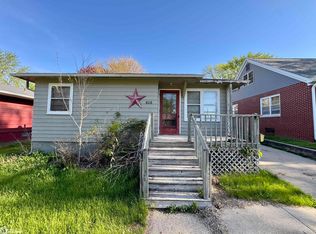 606 Chicago St, Audubon, IA 50025