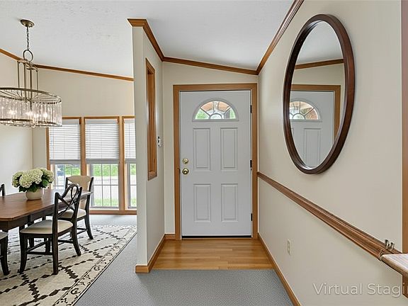 5th image of 200 Rock Lake Dr