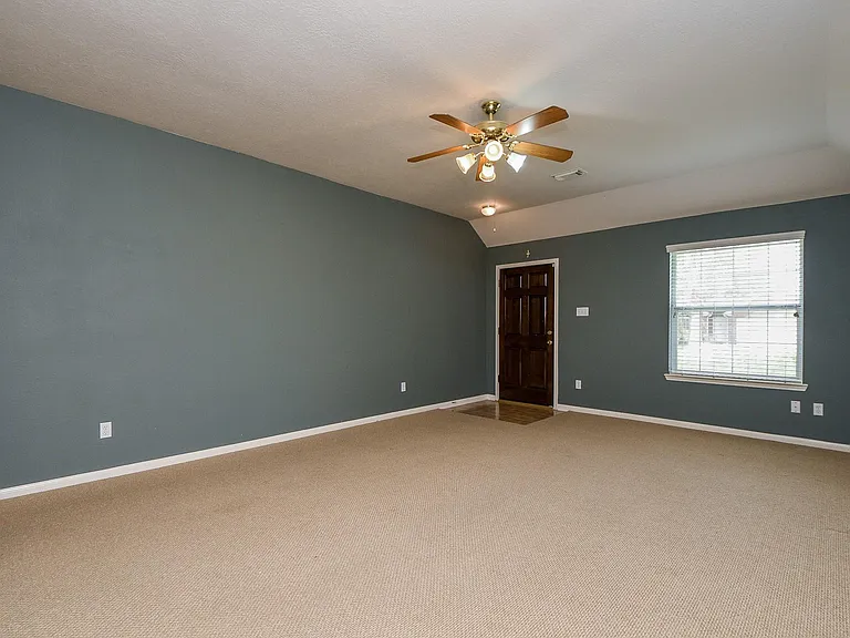 7218 Fox Hall Ln — Photo 10